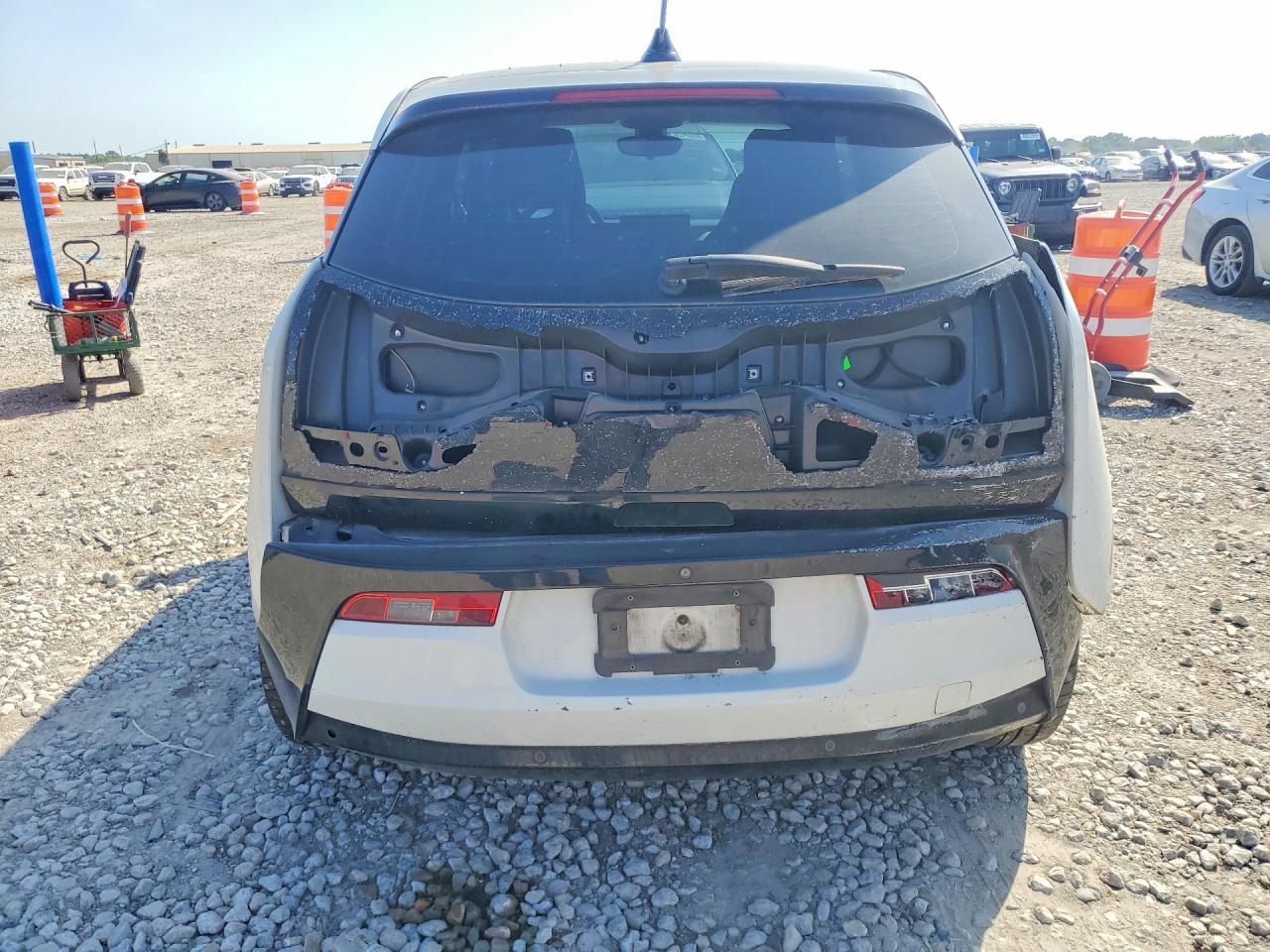 2016 BMW I3 Bev - zdjęcie 6