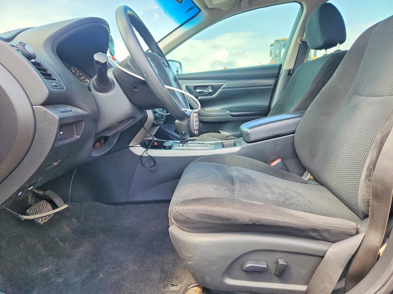 2015 Nissan Altima 2.5 S - zdjęcie 7