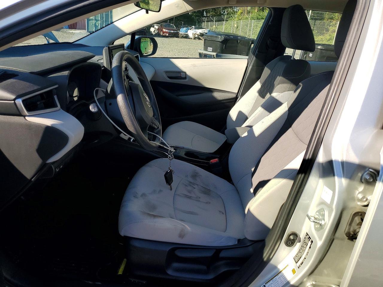 2022 Toyota Corolla Le - zdjęcie 7