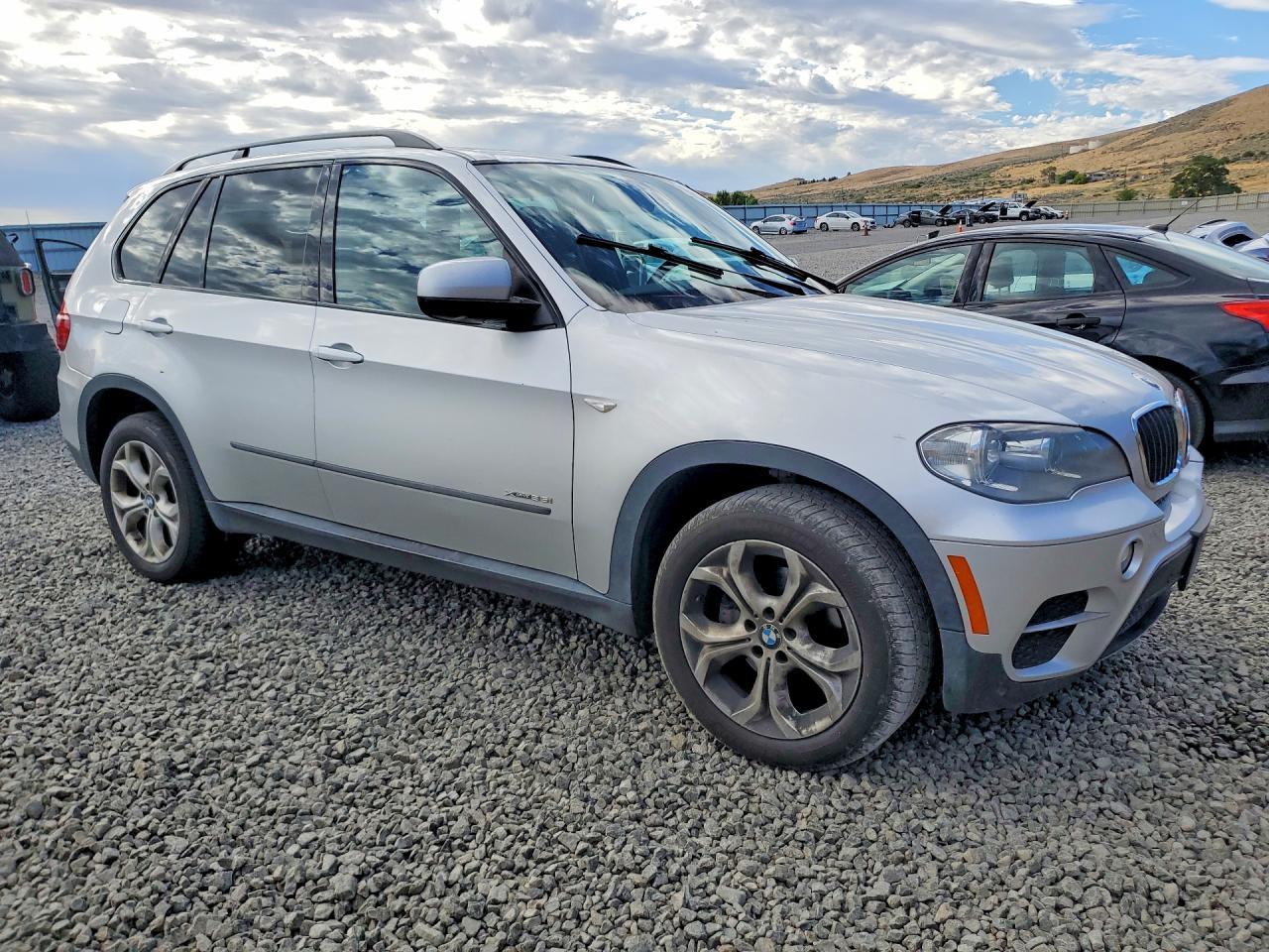 2013 BMW X5 xDrive35I - zdjęcie 4