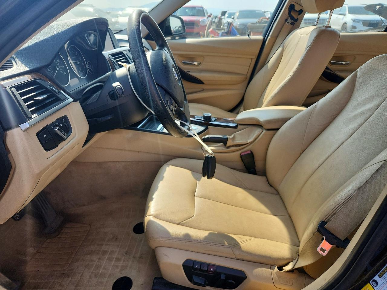 2013 BMW Seria 3 328i - zdjęcie 7