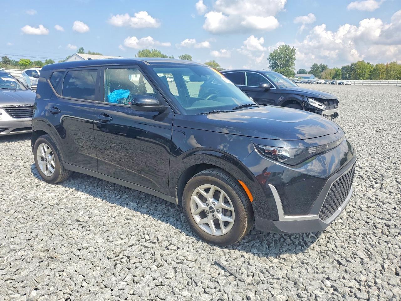2025 Kia Soul Lx - zdjęcie 4