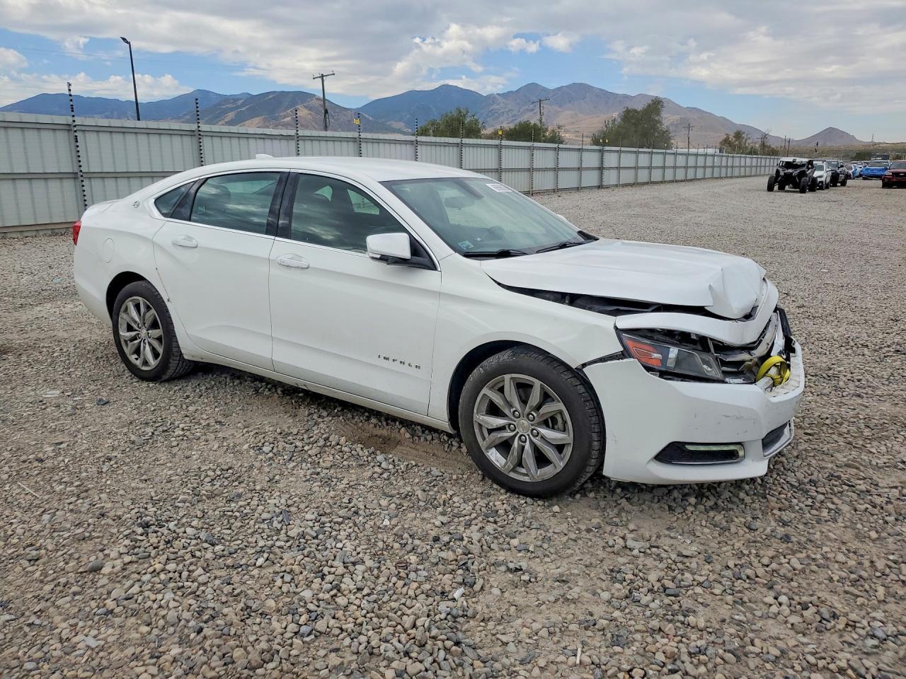 2018 Chevrolet Impala Lt - zdjęcie 4