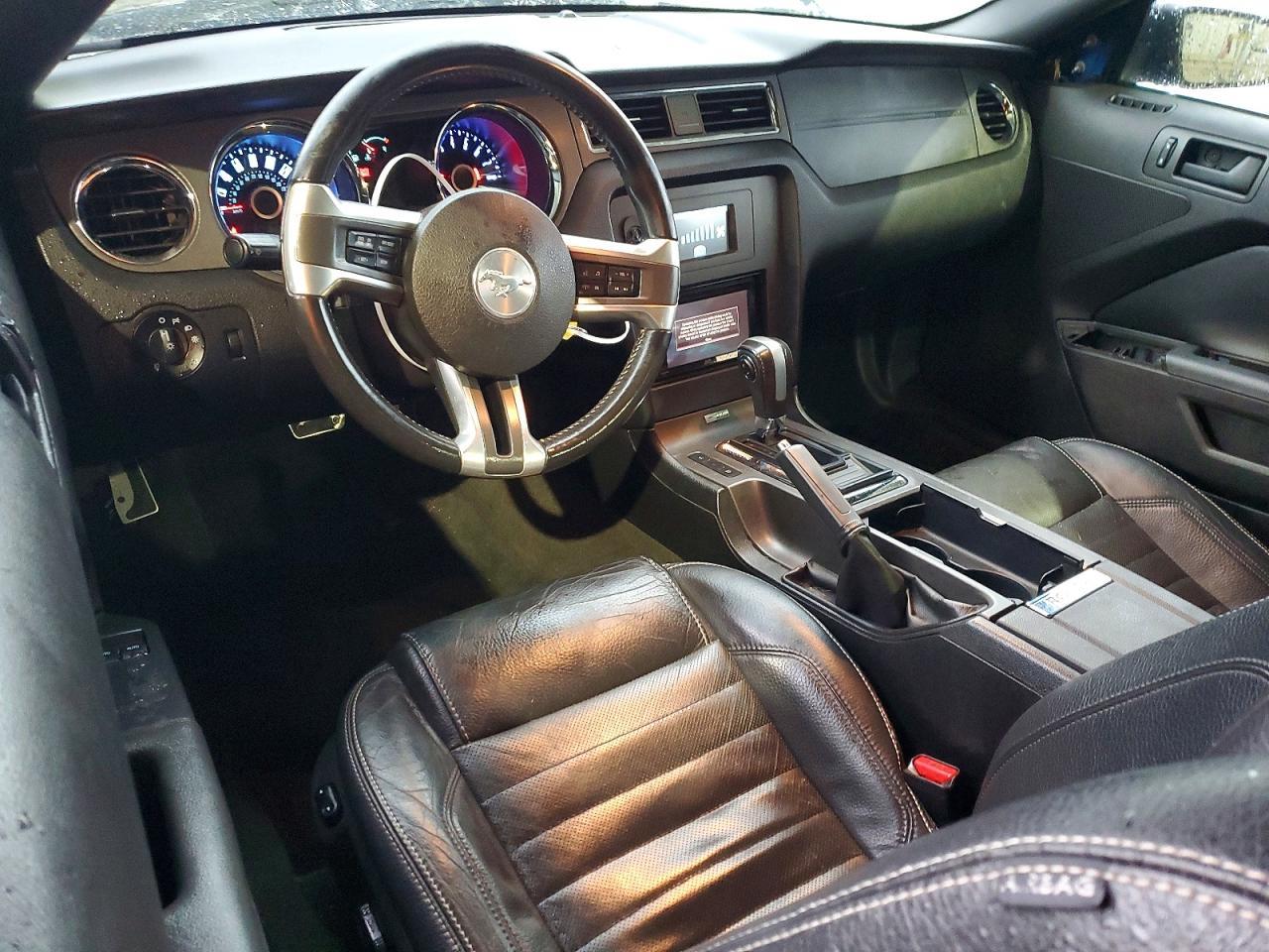 2014 Ford Mustang - zdjęcie 8