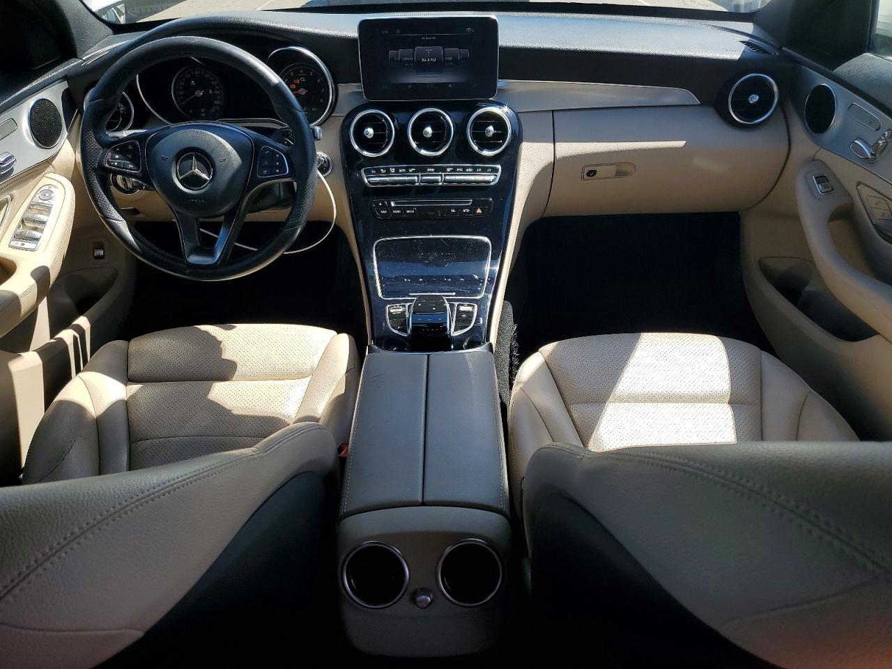2015 Mercedes-Benz C 300 - zdjęcie 8