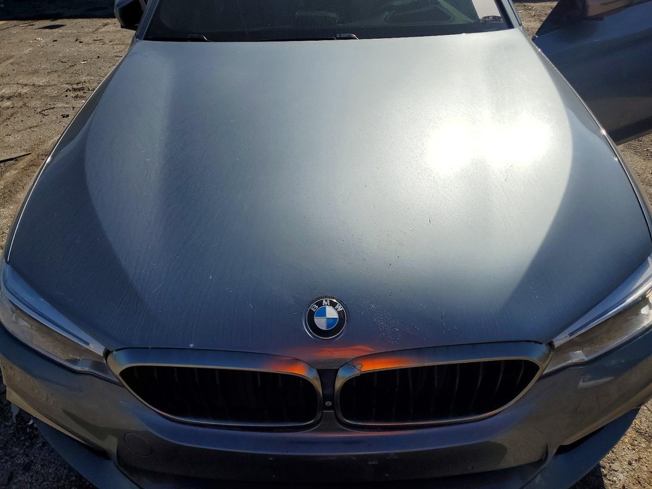 2018 BMW M550Xi - zdjęcie 11