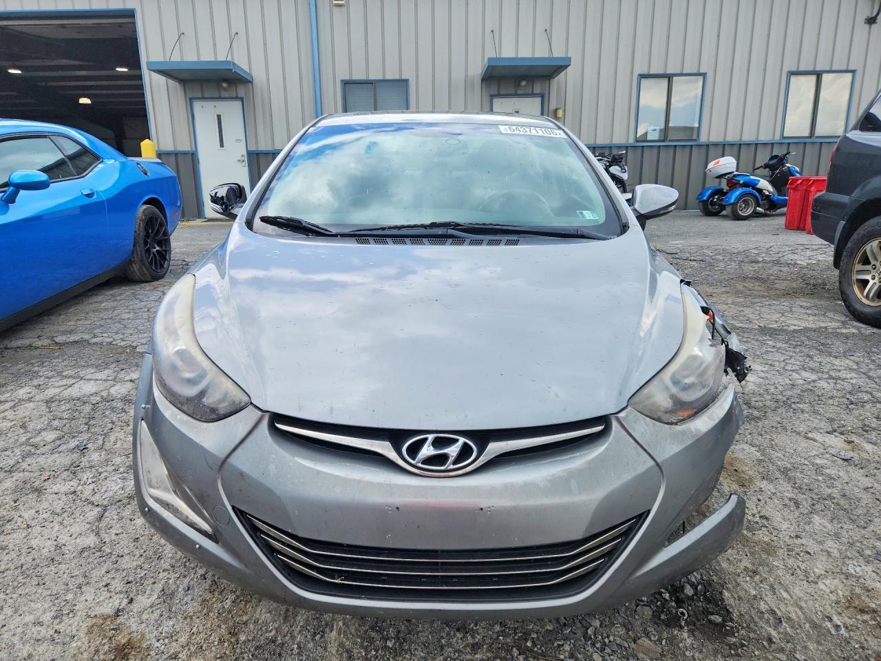 2015 Hyundai Elantra Limited - zdjęcie 5