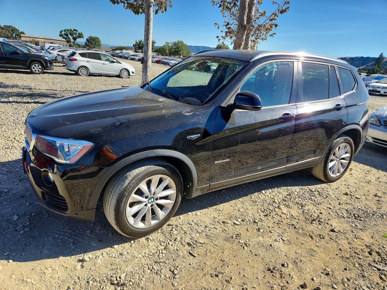 2017 BMW X3 Sdrive28I - zdjęcie główne