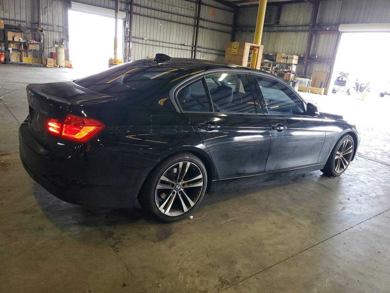 2014 BMW 328 I - zdjęcie 3