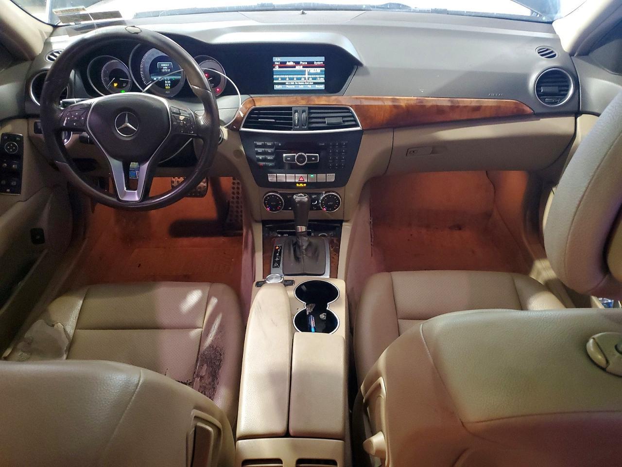 2013 Mercedes-Benz C 300 4Matic - zdjęcie 8