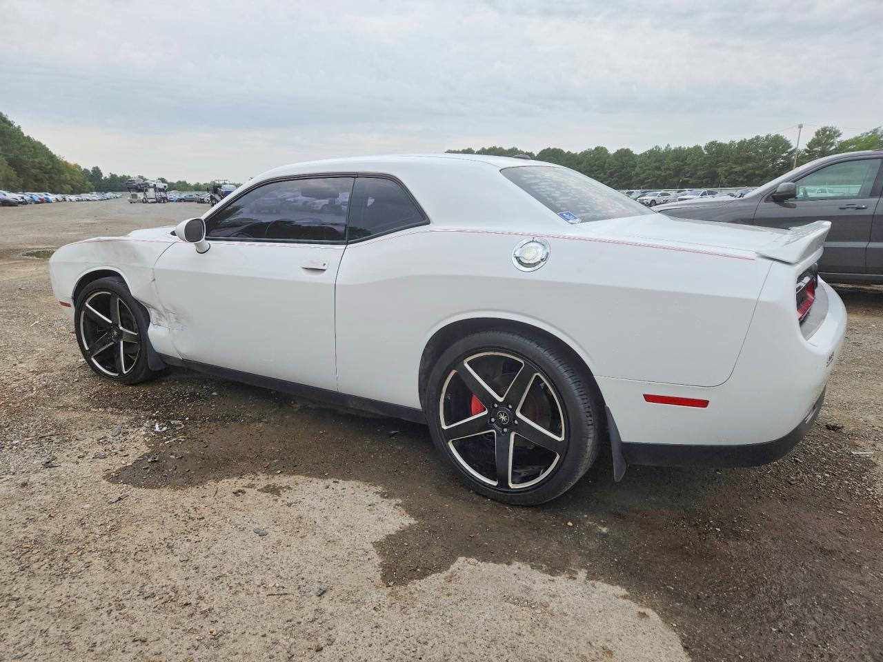2018 Dodge Challenger Sxt - zdjęcie 2