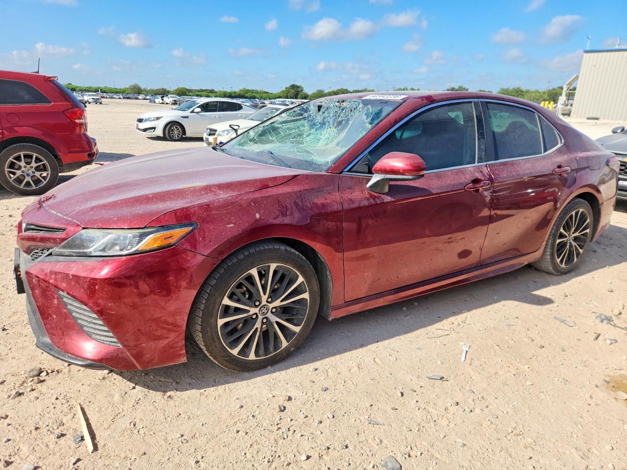 2018 Toyota Camry Se - zdjęcie główne