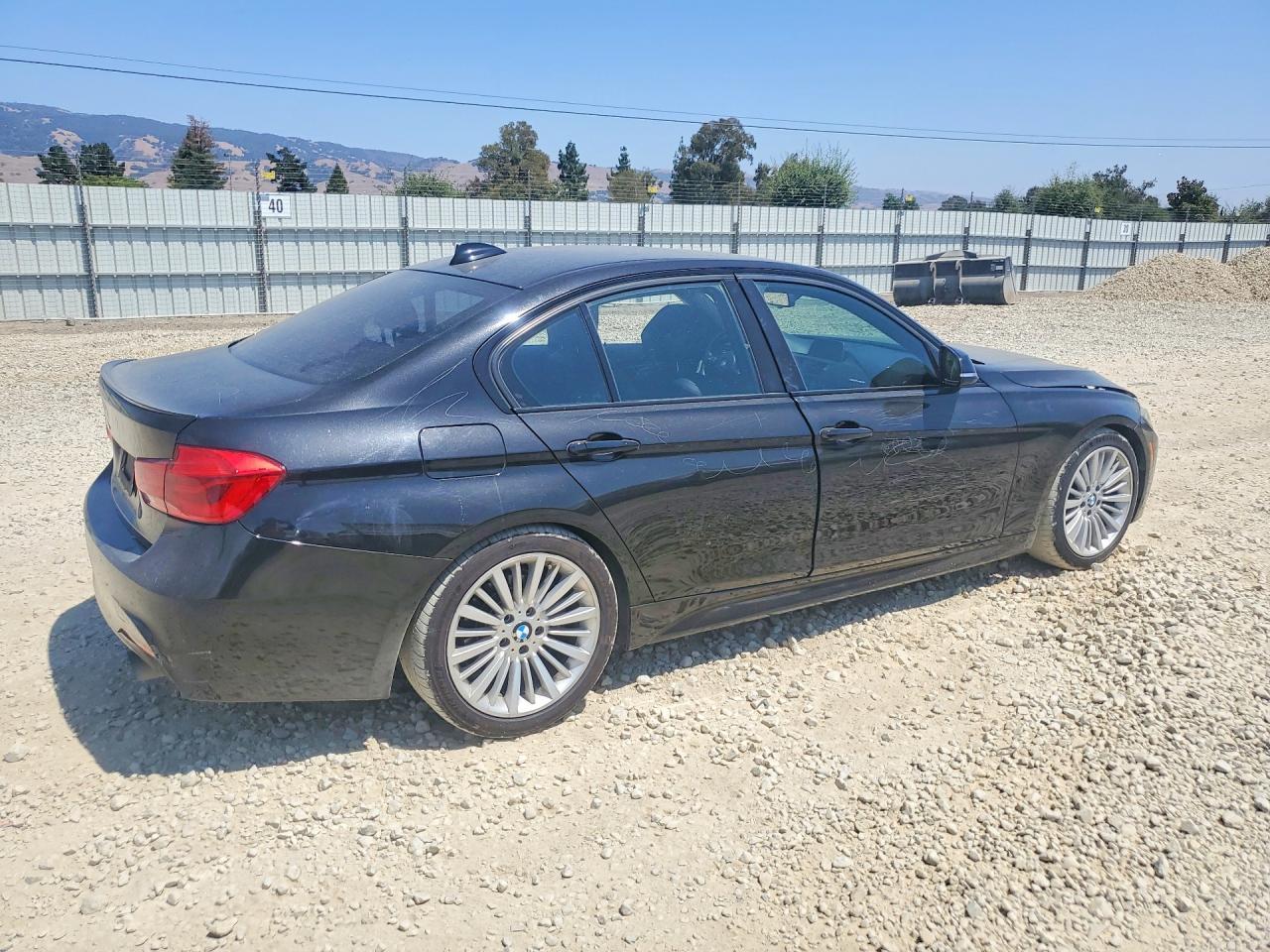2013 BMW 328 I - zdjęcie 3