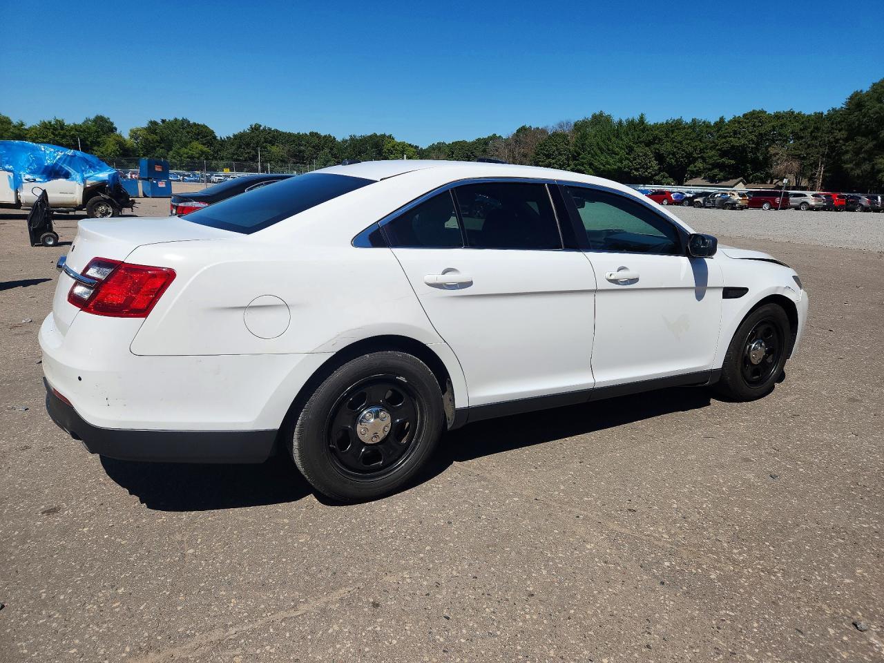 2016 Ford Taurus Police Interceptor - zdjęcie 3