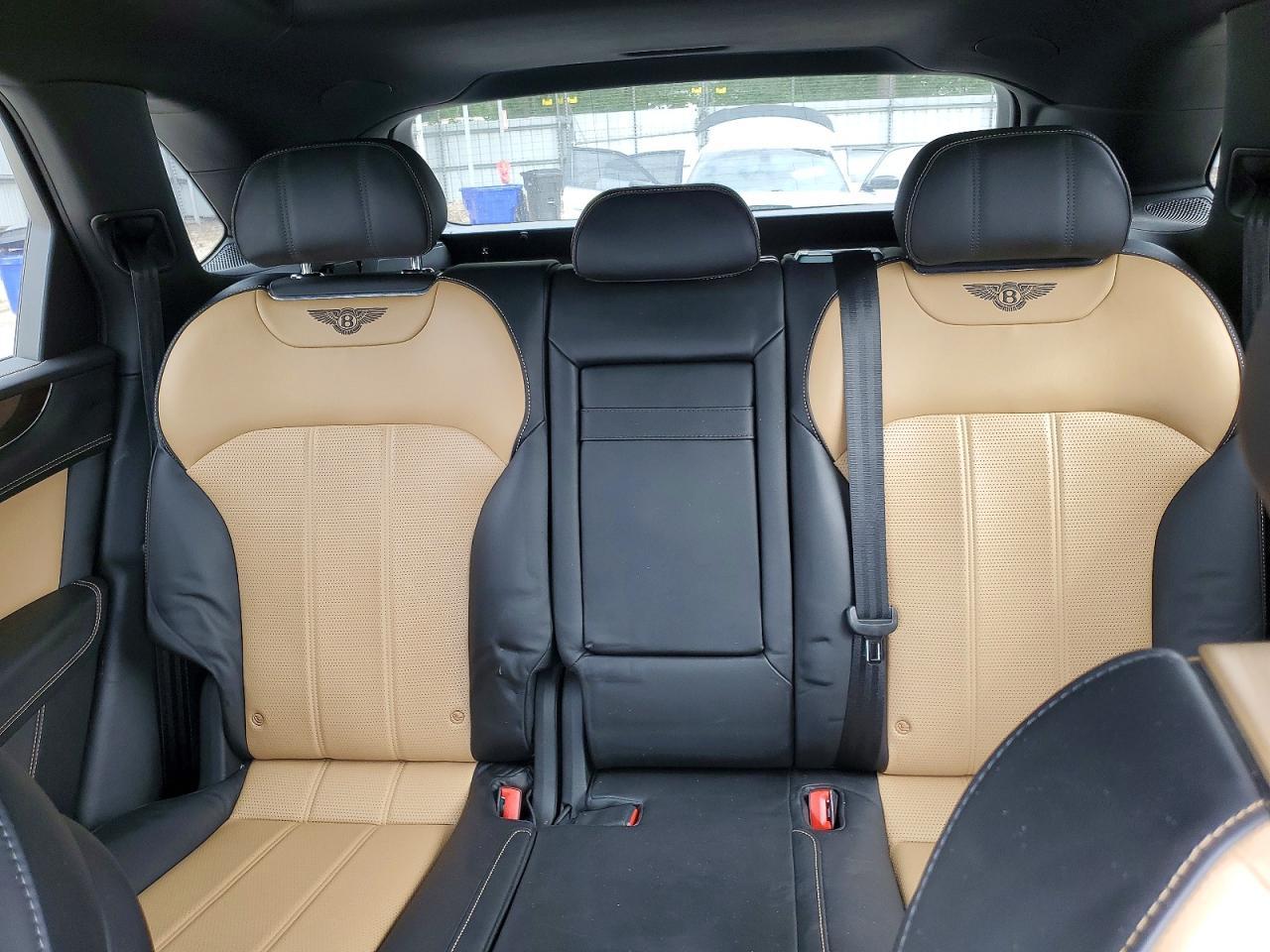 2018 Bentley Bentayga - zdjęcie 10