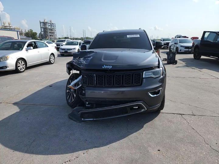2018 Jeep Grand Cherokee Overland - zdjęcie 14