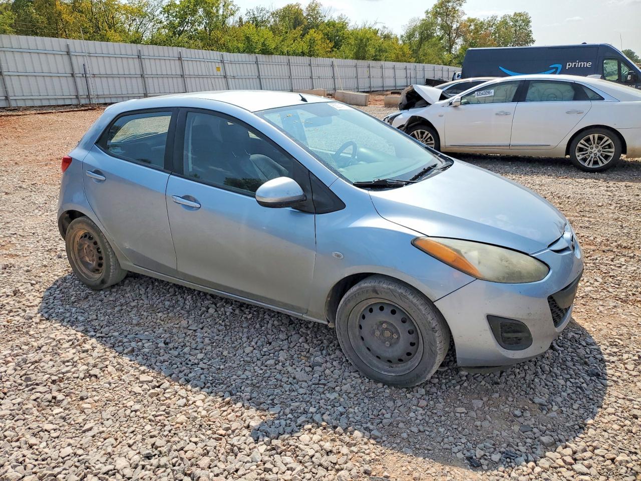2013 Mazda Mazda2 - zdjęcie 4