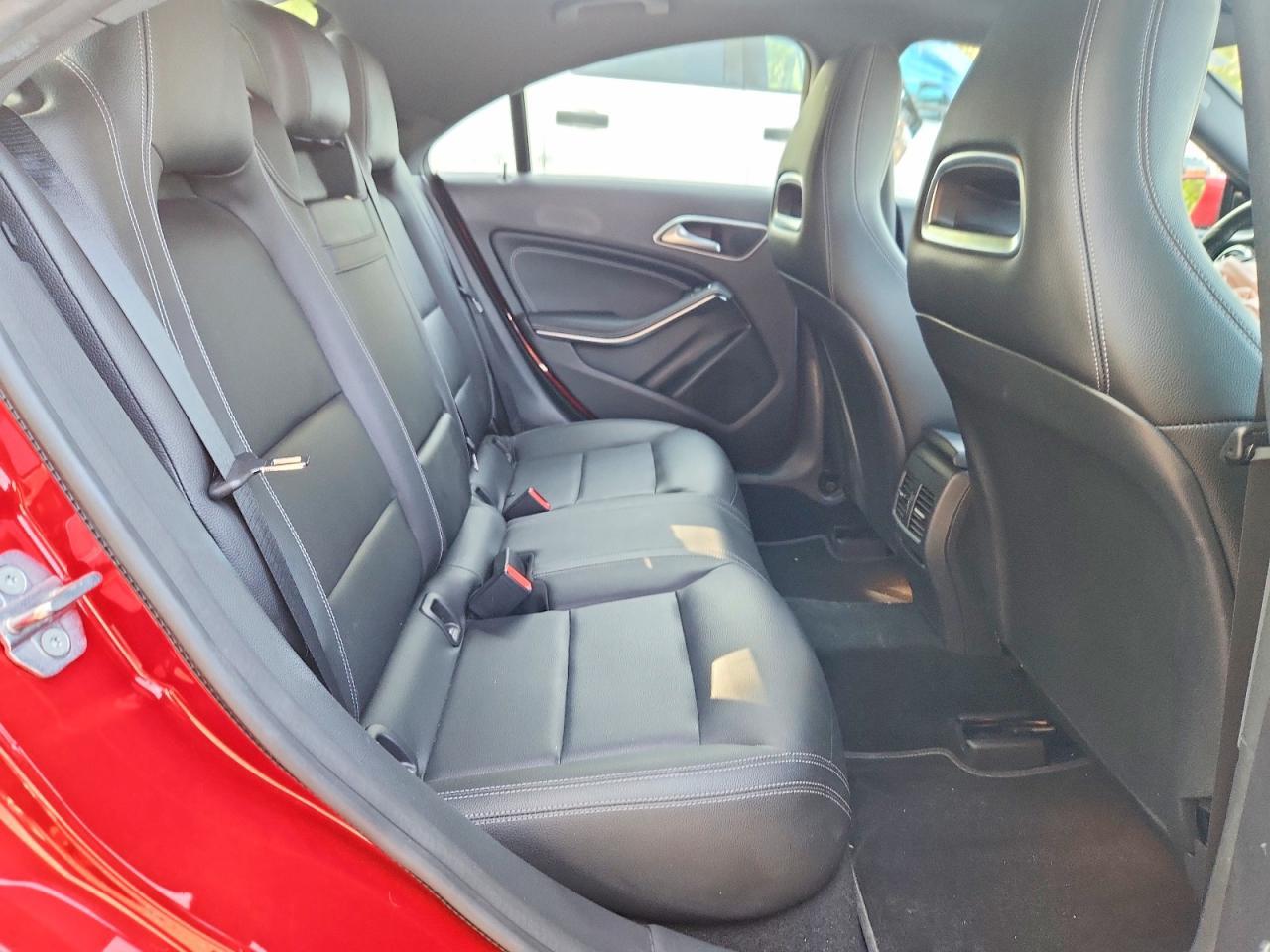 2018 Mercedes-Benz Cla 250 4Matic - zdjęcie 10