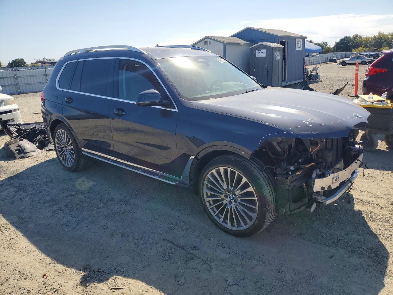 2019 BMW X7 xDrive40I - zdjęcie 4