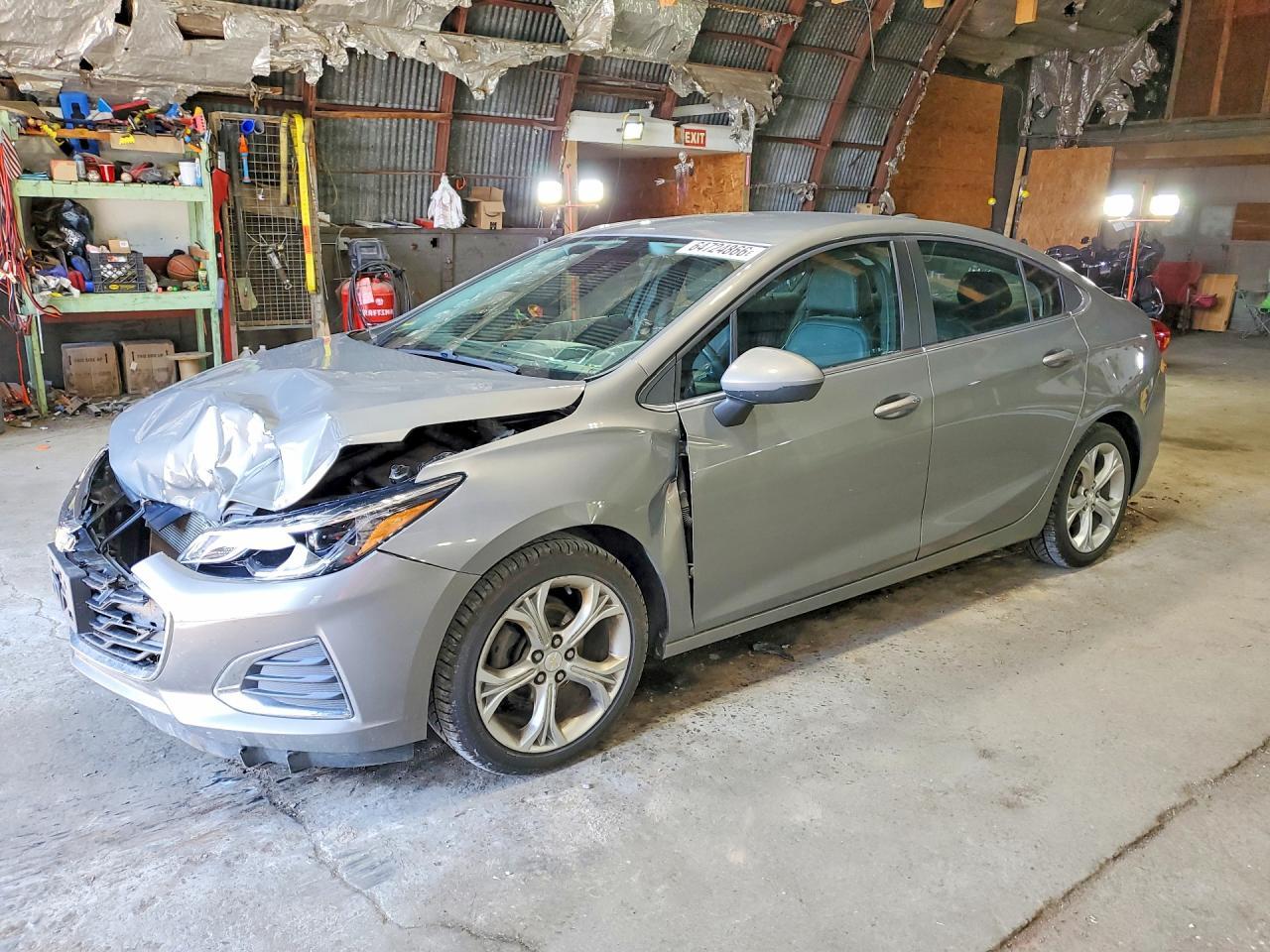 2019 Chevrolet Cruze Premier - zdjęcie główne