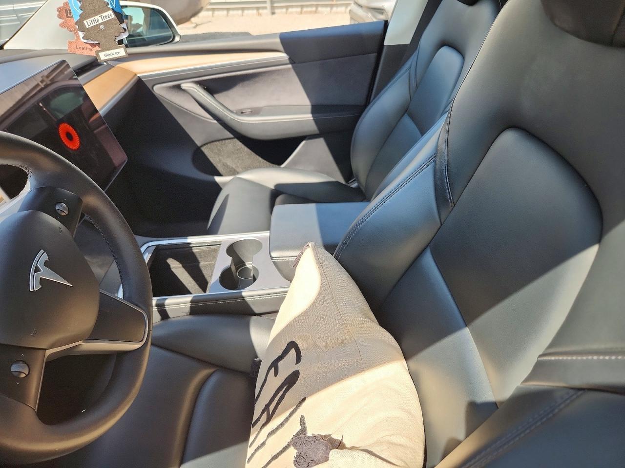 2023 Tesla Model Y - zdjęcie 8