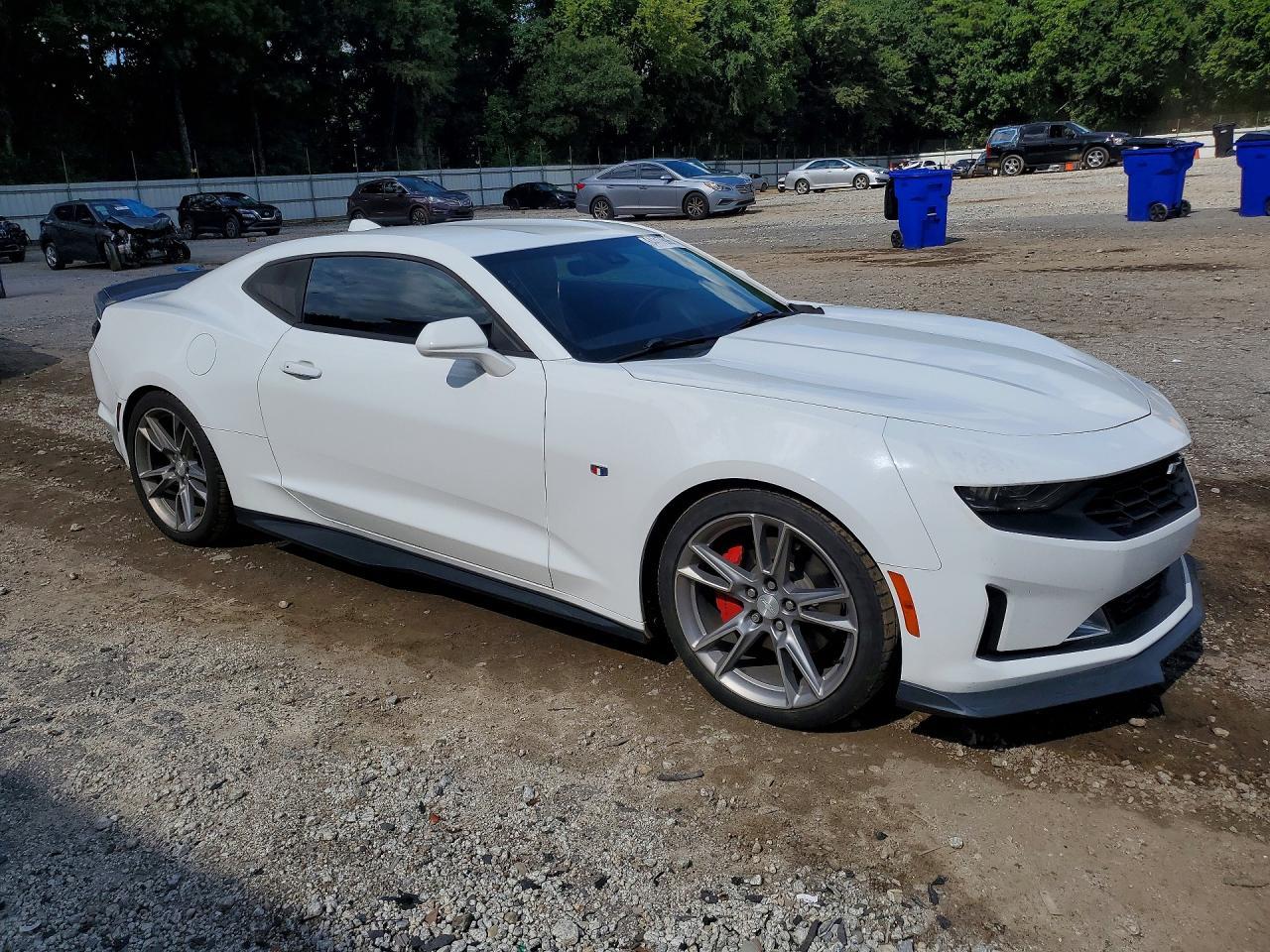 2021 Chevrolet Camaro Lt - zdjęcie 4