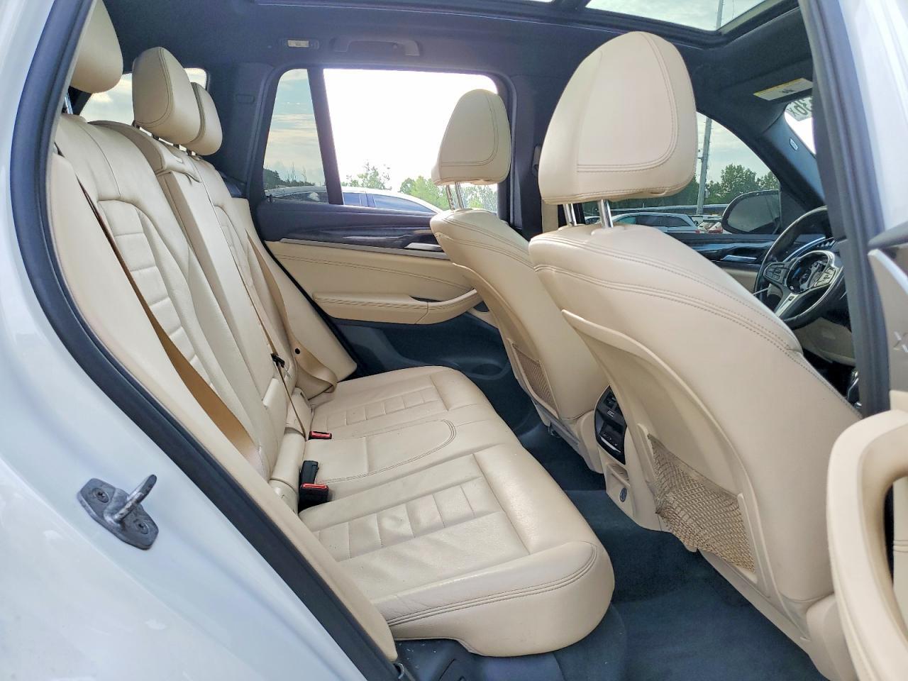 2019 BMW X3 xDrivem40I - zdjęcie 11