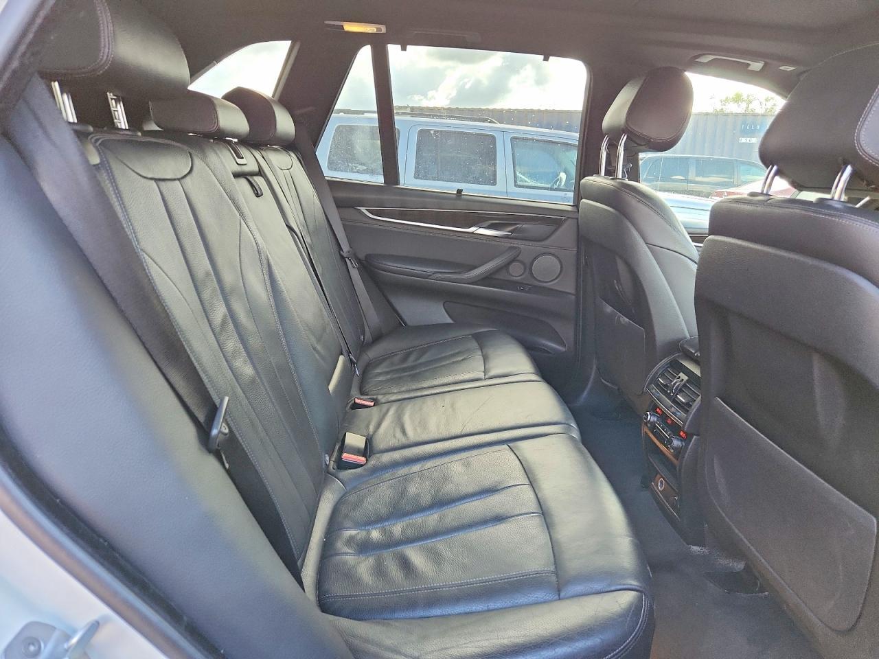 2017 BMW X5 xDrive35I - zdjęcie 11
