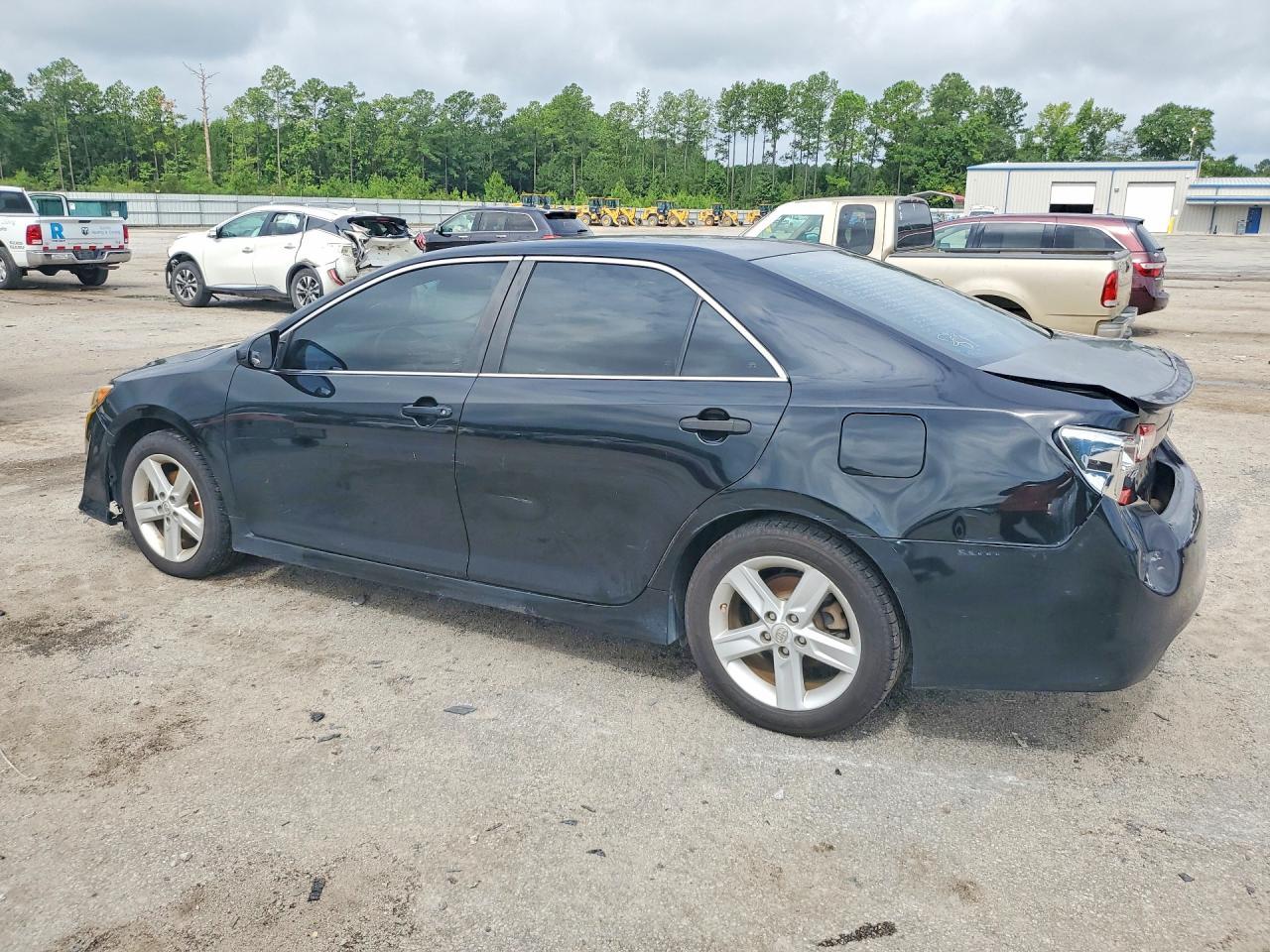 2013 Toyota Camry Se - zdjęcie 2