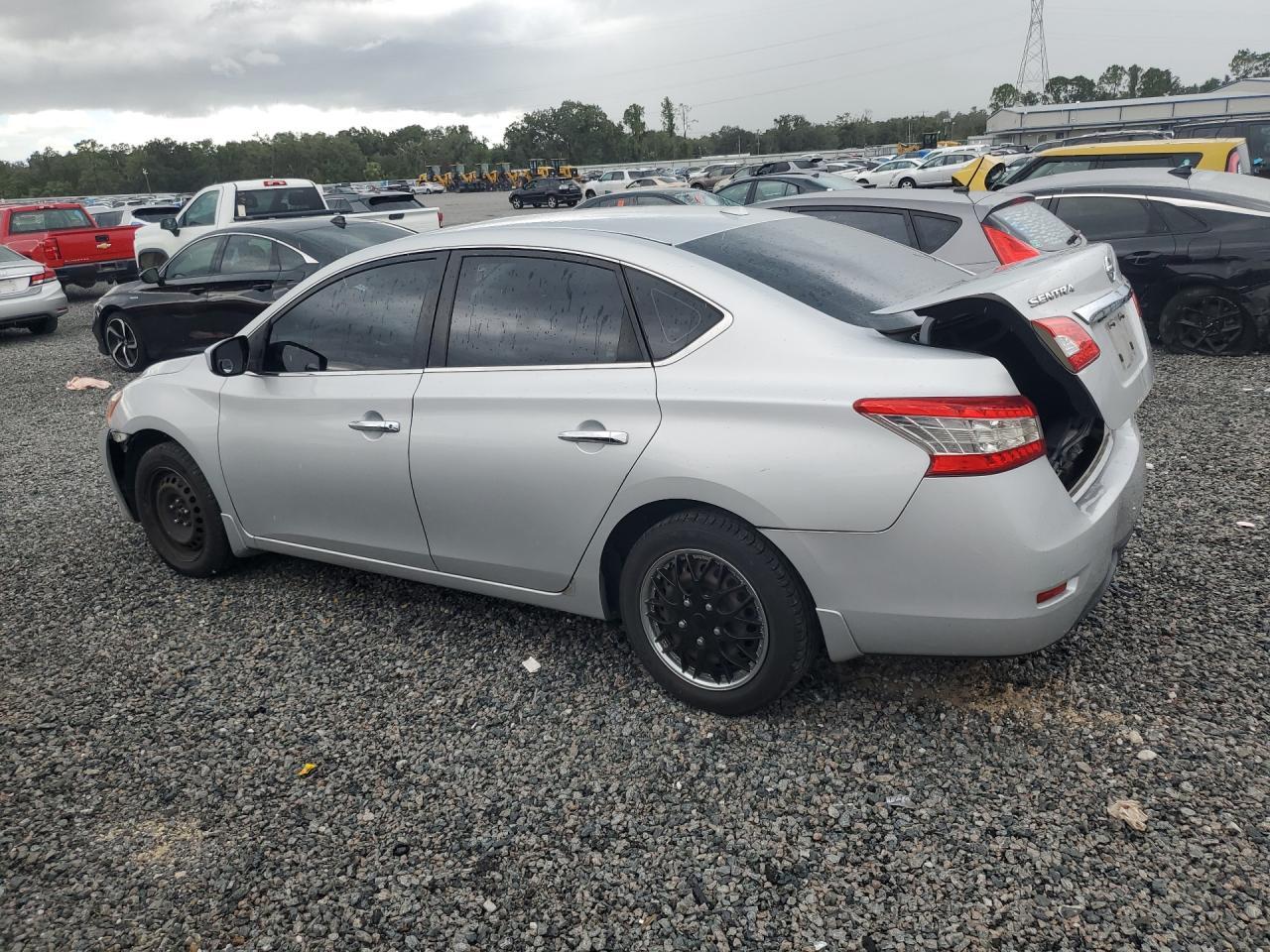 2015 Nissan Sentra Sv - zdjęcie 2