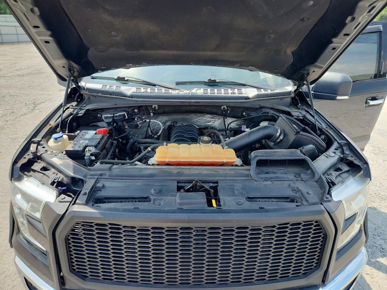 2015 Ford F150 Supercrew - zdjęcie 11
