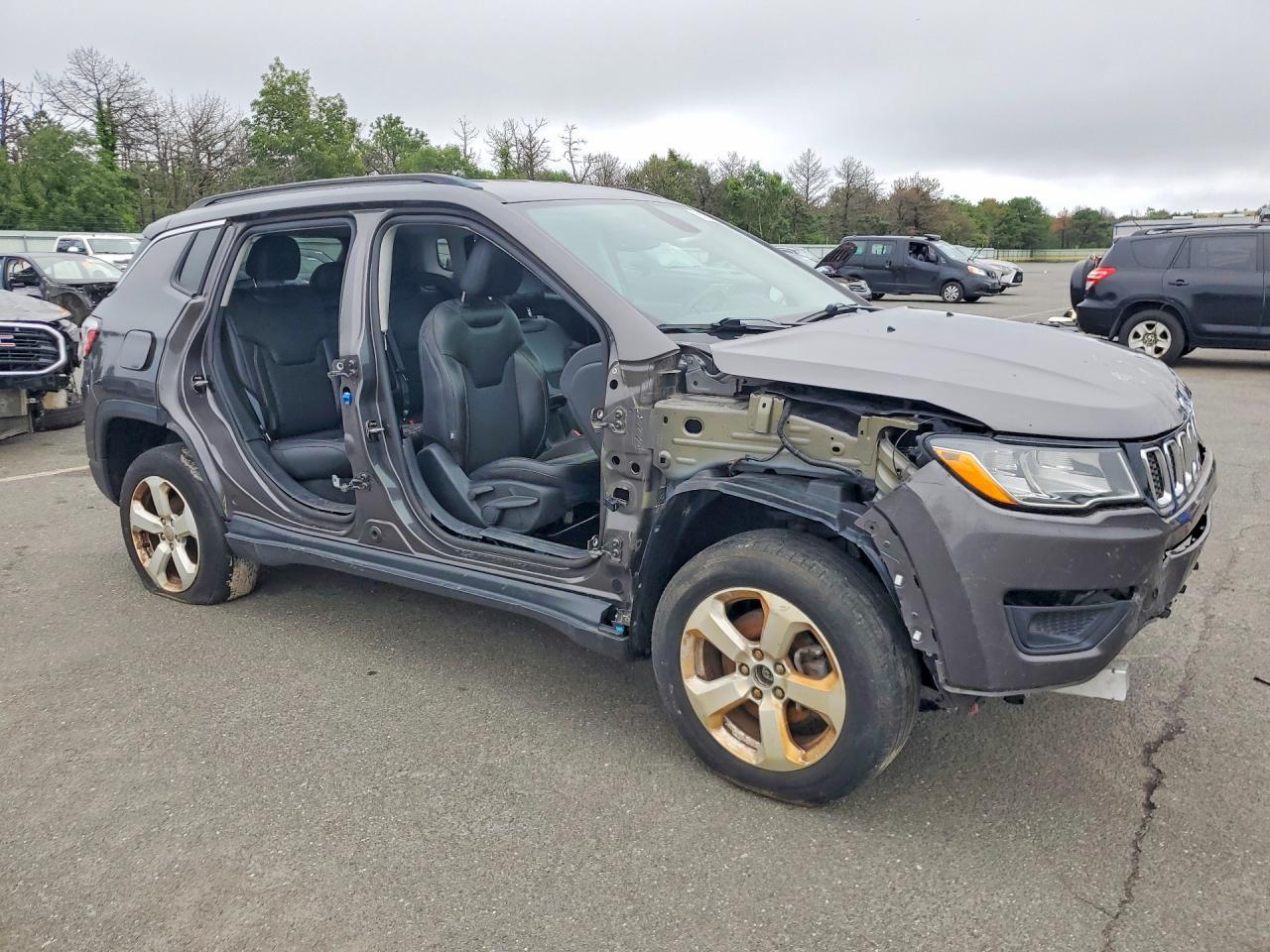 2019 Jeep Compass Latitude - zdjęcie 4