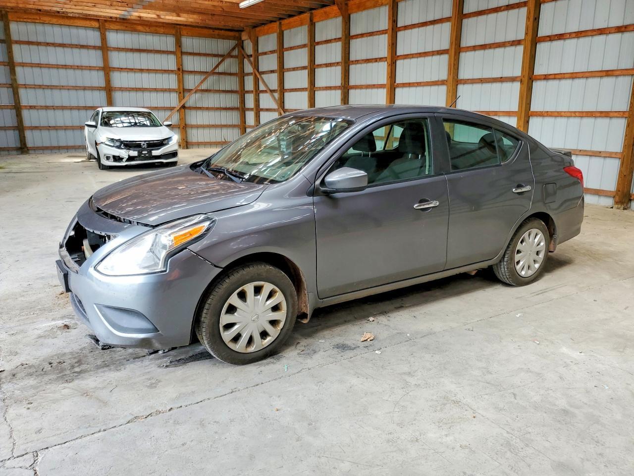2017 Nissan Versa 1.6 Sv - zdjęcie główne