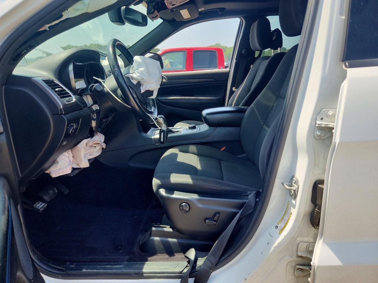 2019 Jeep Grand Cherokee Laredo - zdjęcie 7