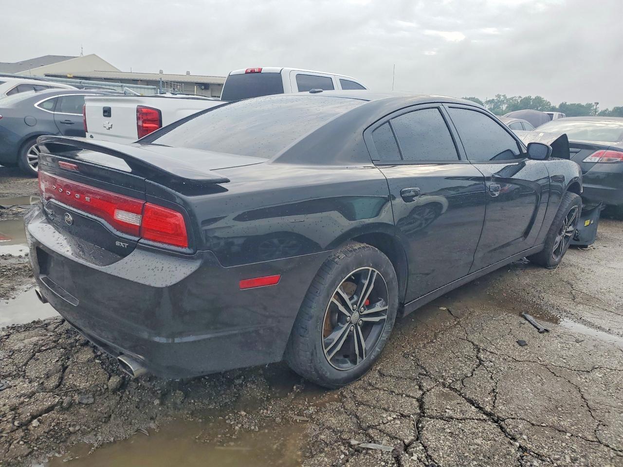 2014 Dodge Charger Sxt - zdjęcie 3