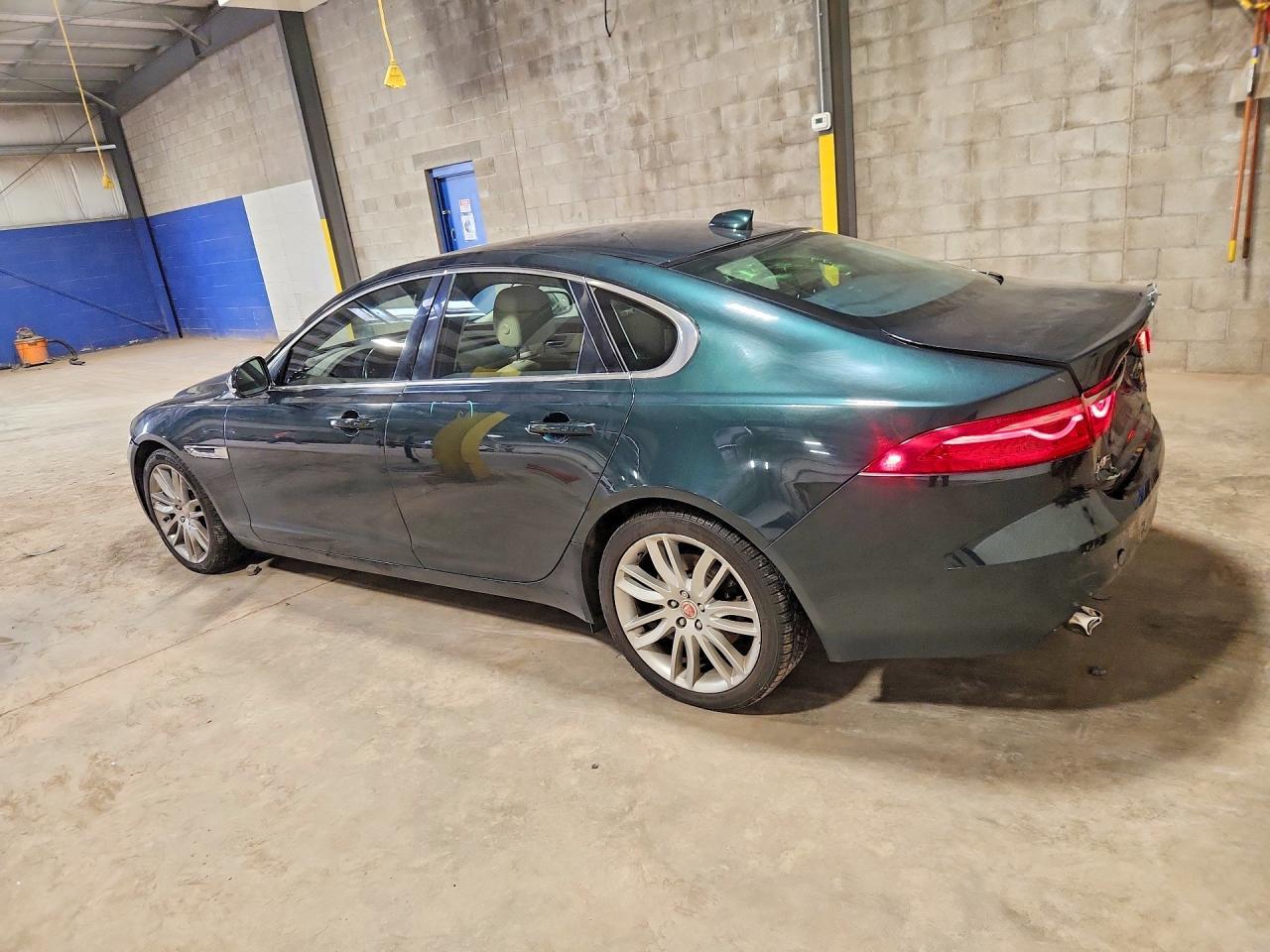 2016 Jaguar Xf Prestige - zdjęcie 2