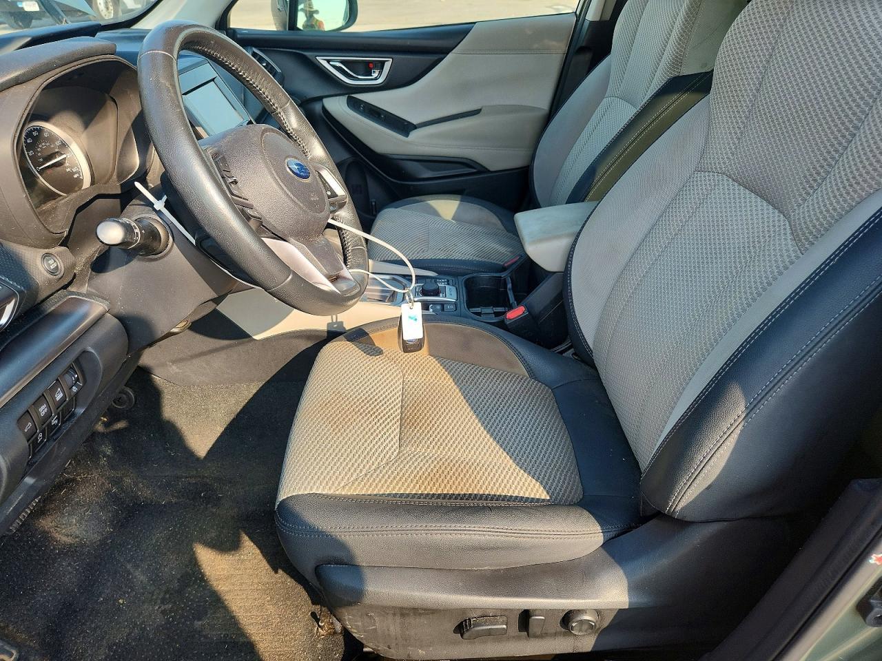 2021 Subaru Forester Premium - zdjęcie 7