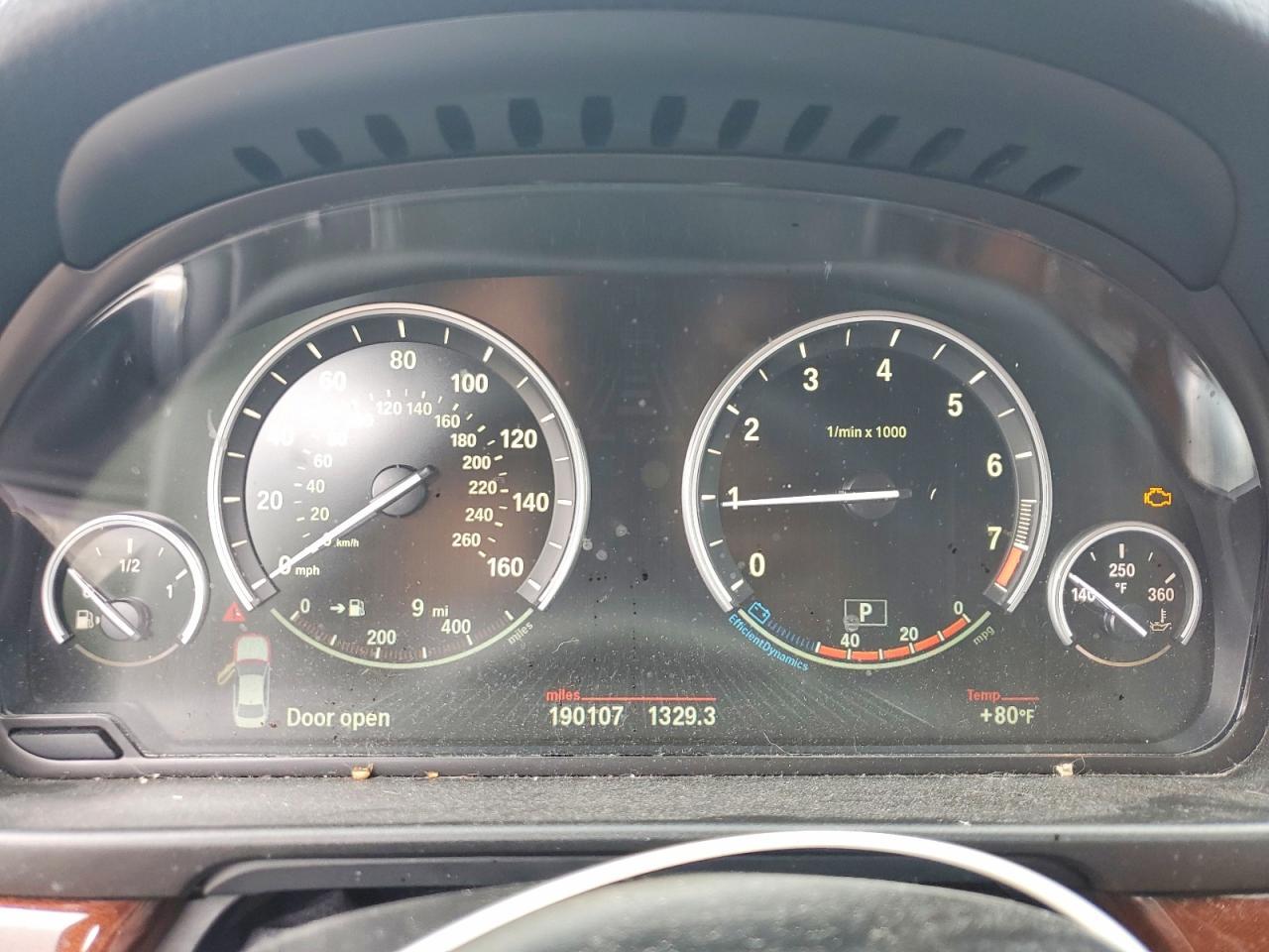 2015 BMW Seria 5 535i - zdjęcie 9