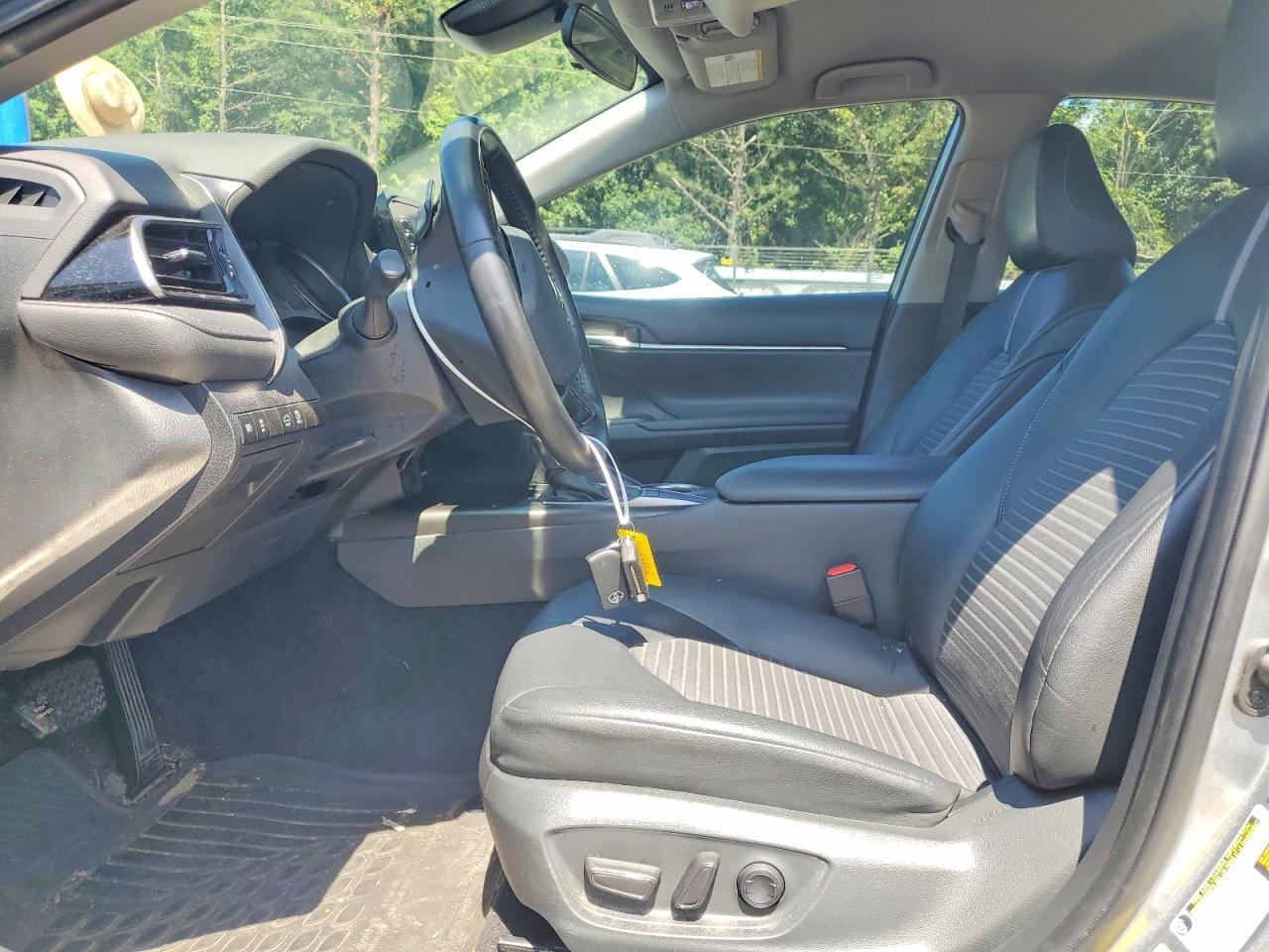 2023 Toyota Camry Se - zdjęcie 7