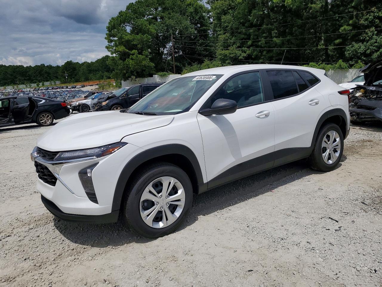 2026 Chevrolet Trax Ls - zdjęcie główne