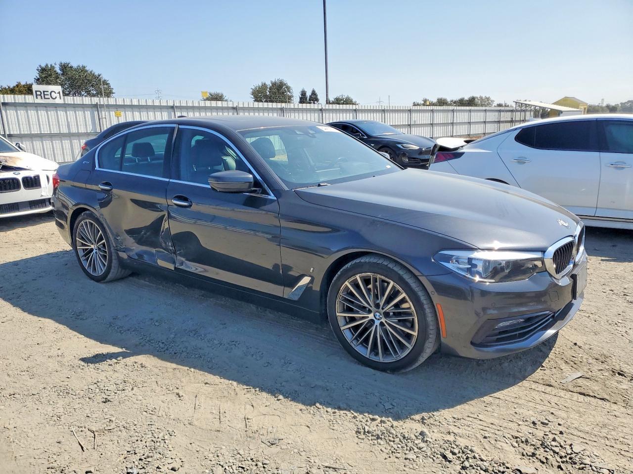 2018 BMW 530E - zdjęcie 4