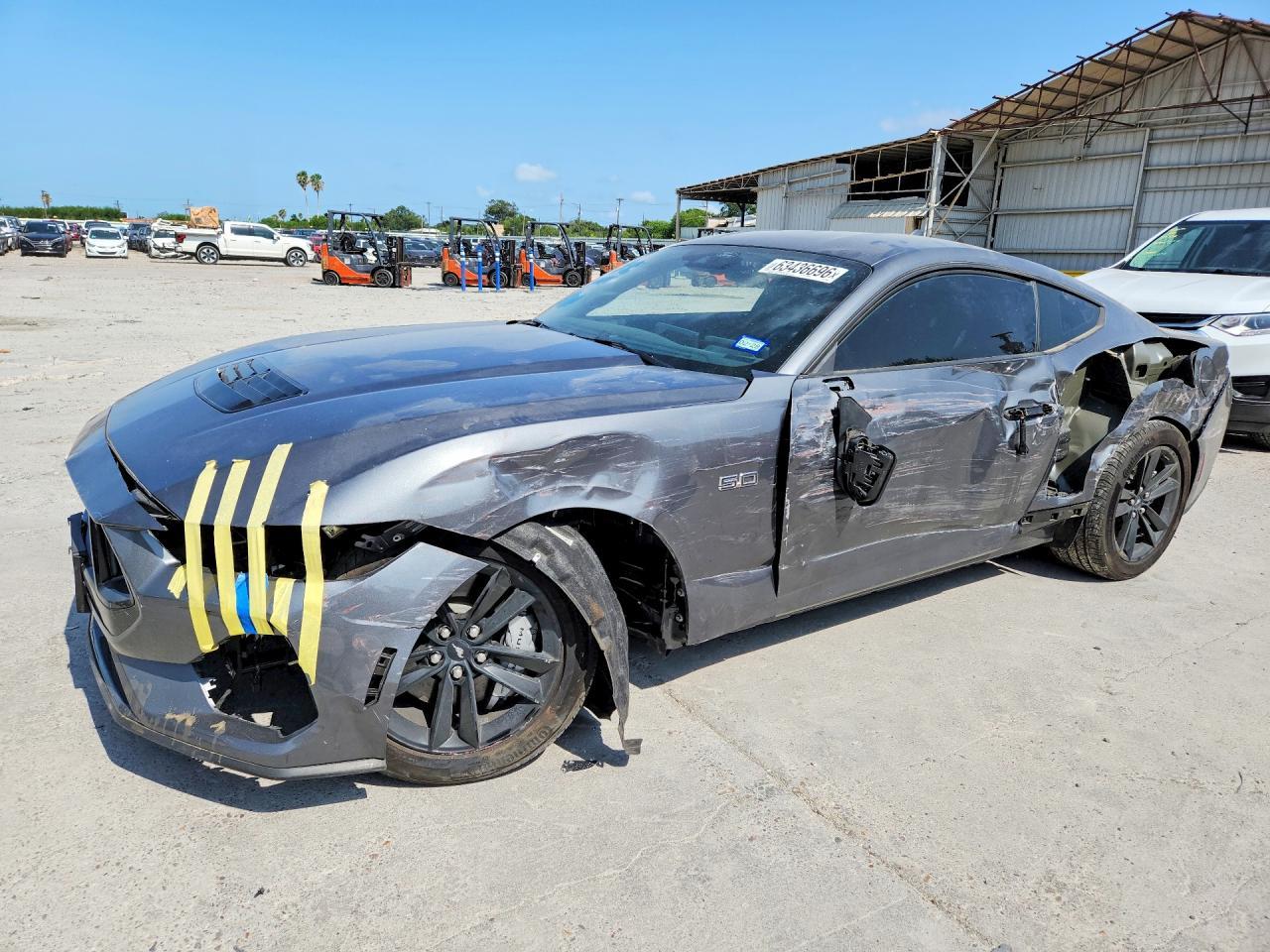 2026 Ford Mustang Gt - zdjęcie główne