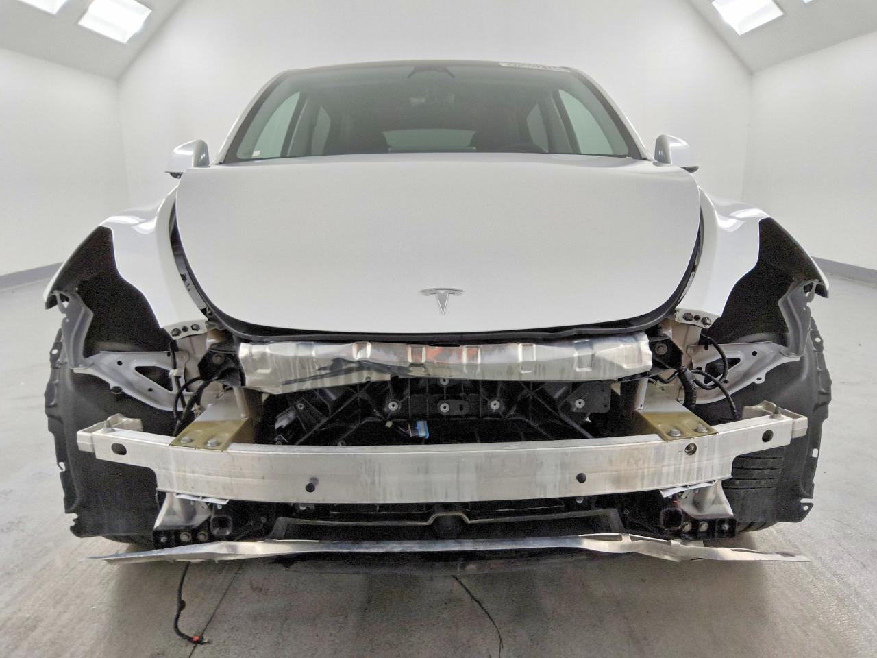 2022 Tesla Model Y - zdjęcie 5