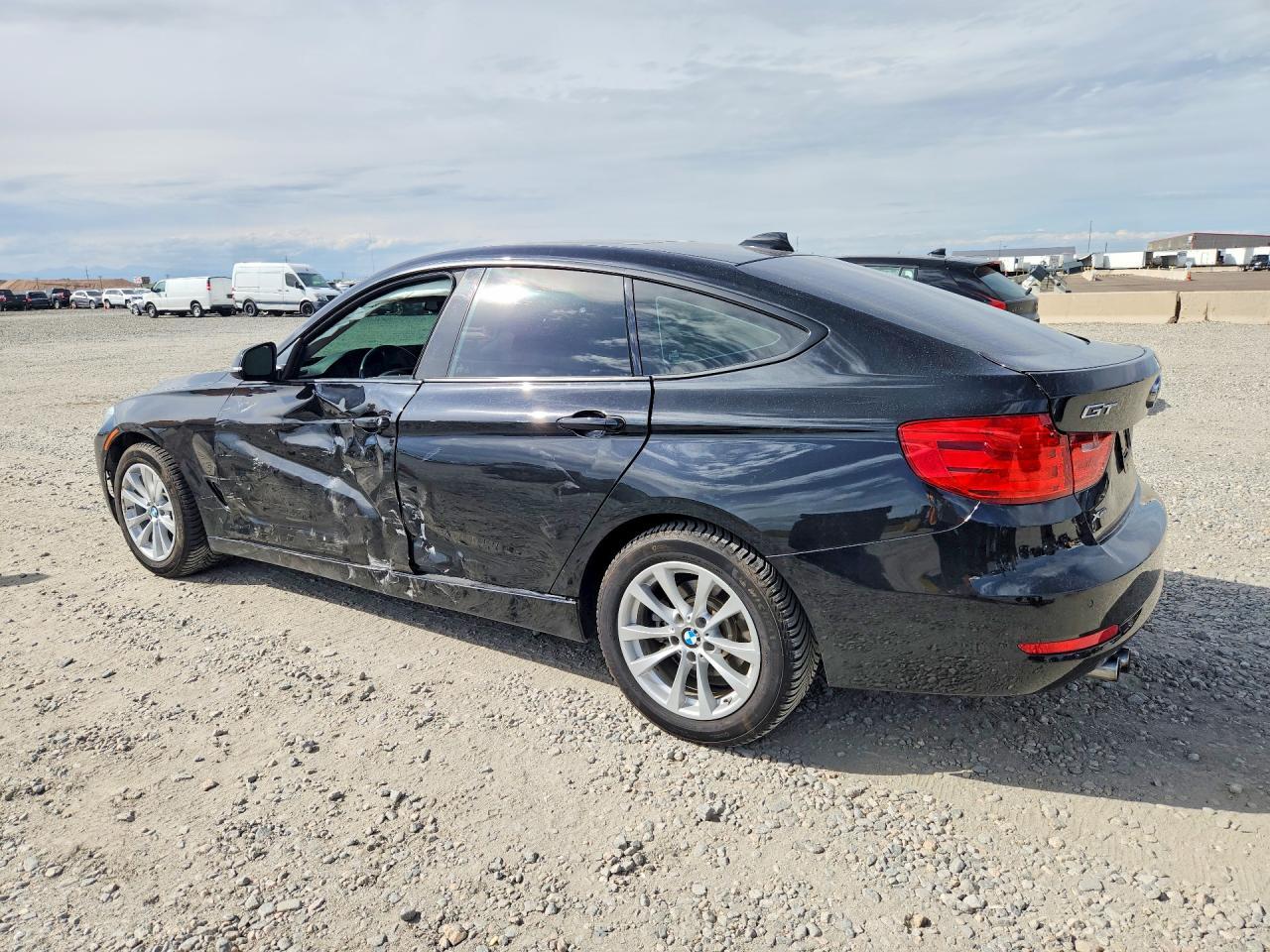 2015 BMW Seria 3 328i - zdjęcie 2