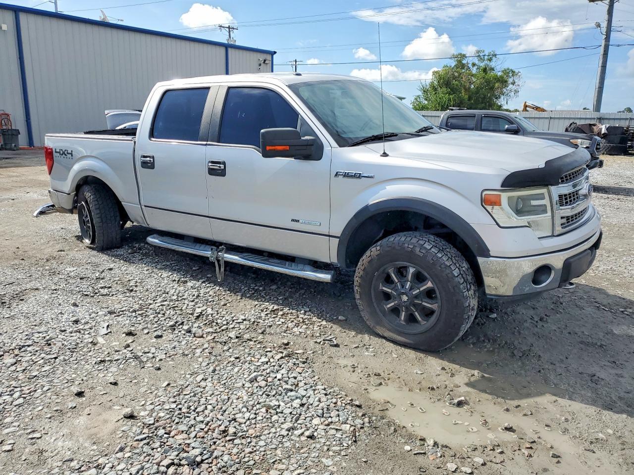 2014 Ford F150 Supercrew - zdjęcie 4