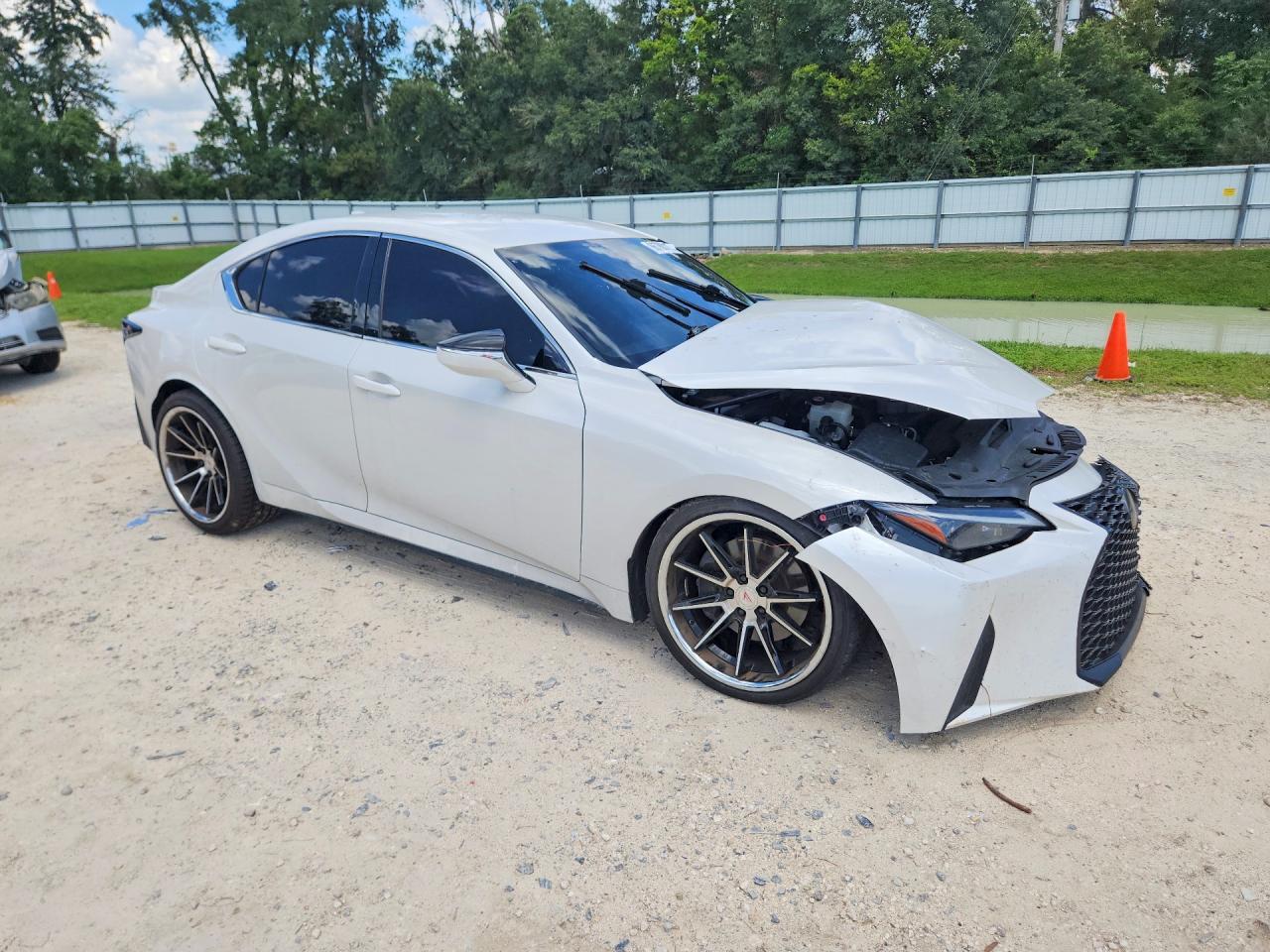 2022 Lexus Is 300 - zdjęcie 4