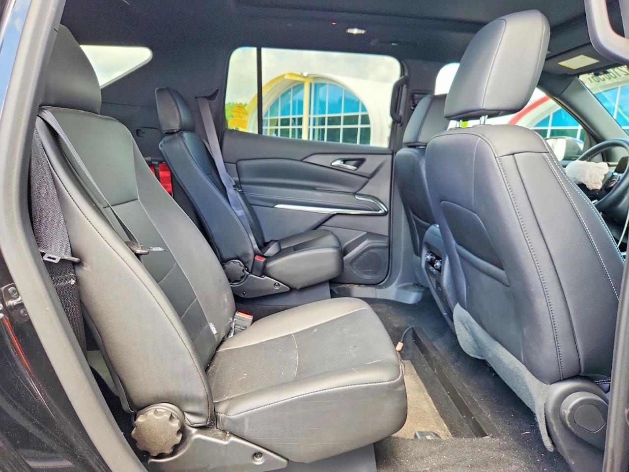 2025 Chevrolet Traverse Lt - zdjęcie 11
