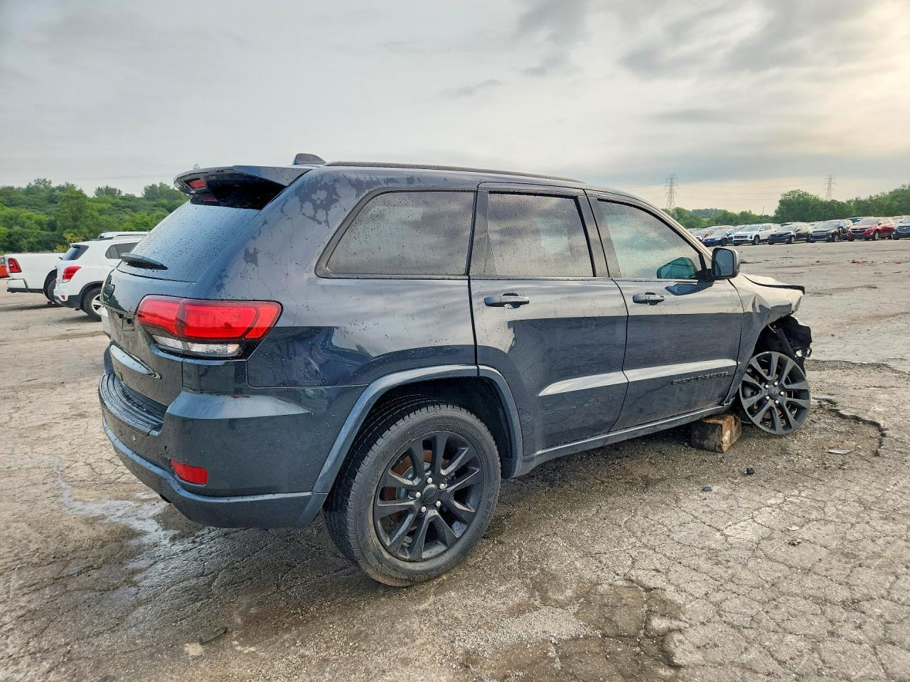 2018 Jeep Grand Cherokee Laredo - zdjęcie 3
