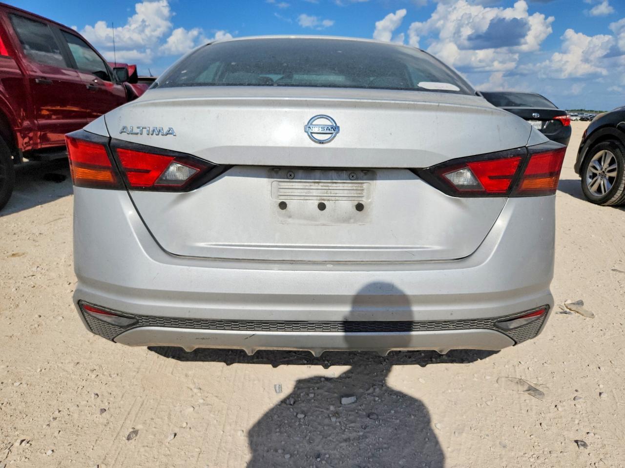 2021 Nissan Altima S - zdjęcie 6