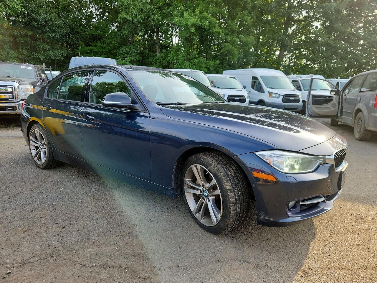 2014 BMW Seria 3 335i - zdjęcie 4
